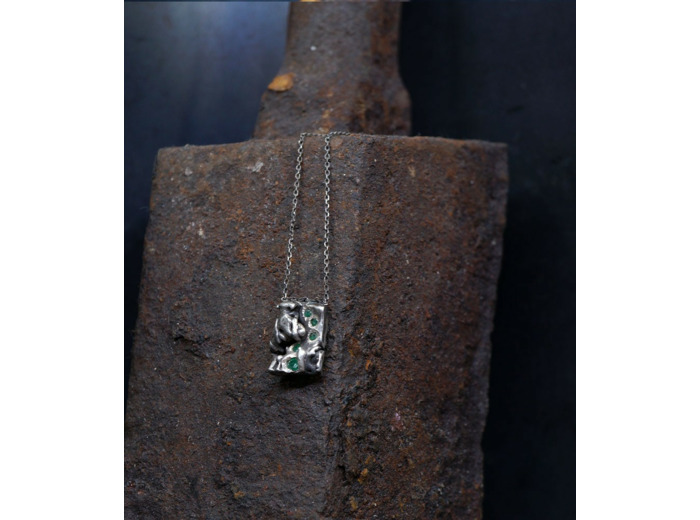 Héphaïstos Stones Collection