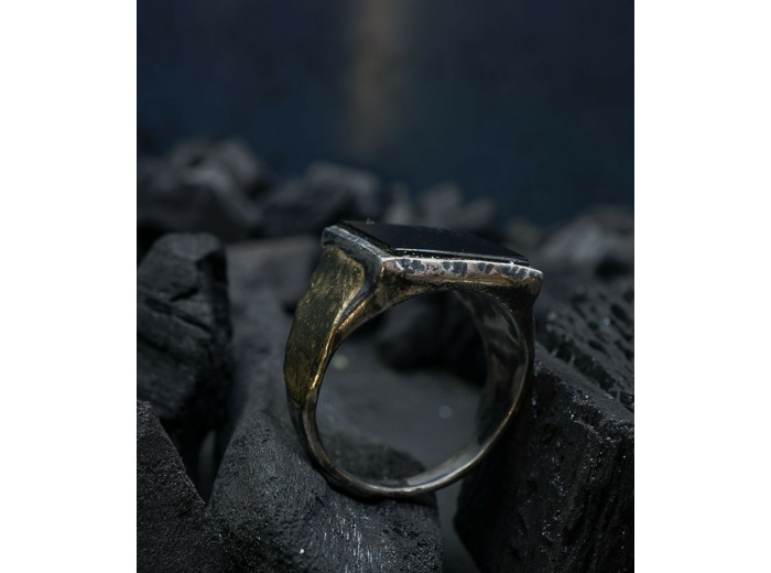 Héphaïstos Stones Collection