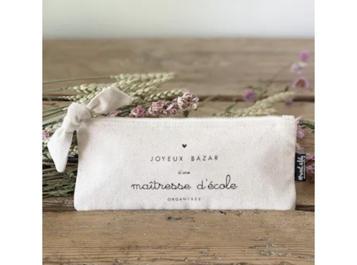 Trousse écrue "Maîtresse"