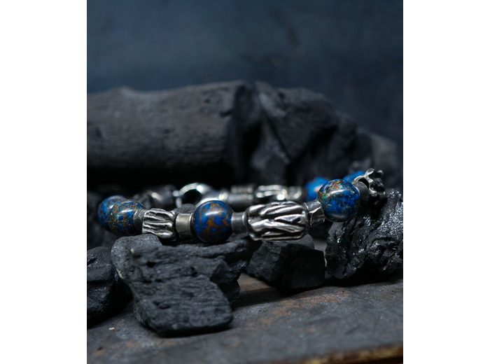 HéphaÏstos Stones Collection