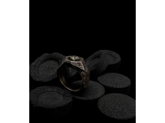 Héphaïstos Stones Collection