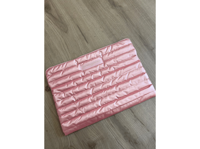 Pochette doudoune IPAD rose