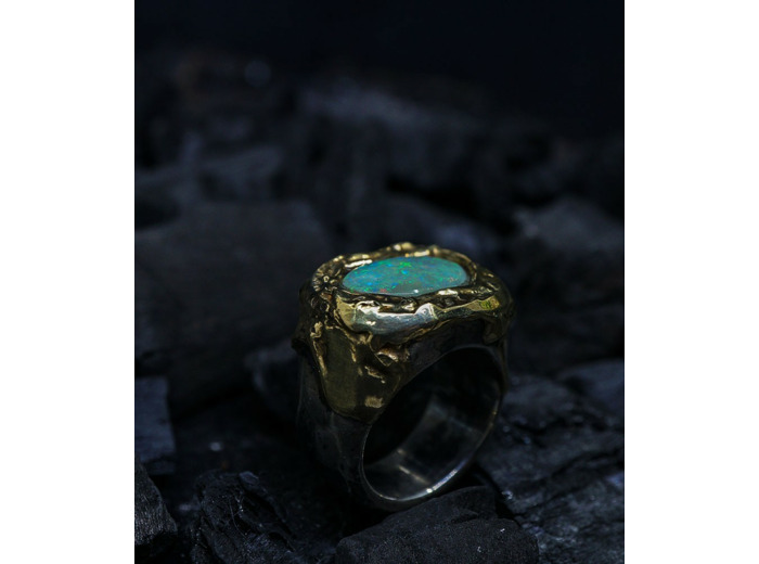 Héphaïstos Stones Collection