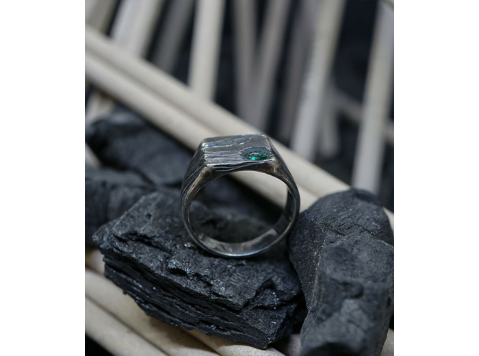 Héphaïstos Stones Collection