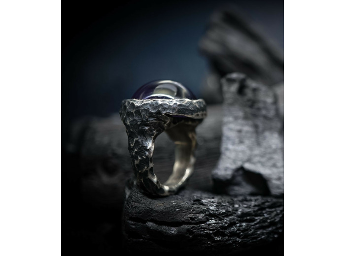 HéphaÏstos Stones Collection