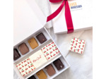 Coffret romantique personnalisé – chocolat et guimauves