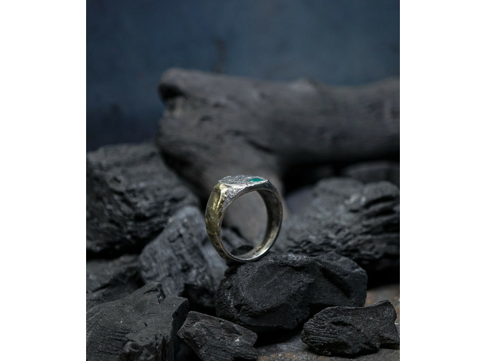 Héphaïstos Stones Collection