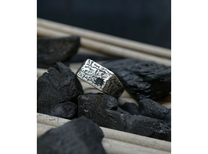 Héphaïstos Stones Collection