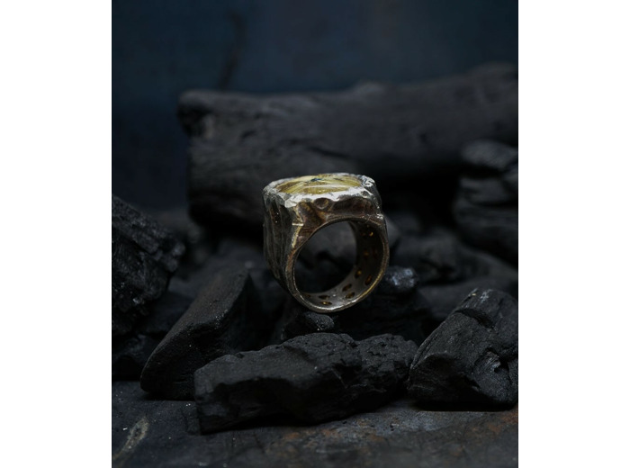 Héphaïstos Stones Collection