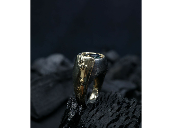 Héphaïstos Stones Collection