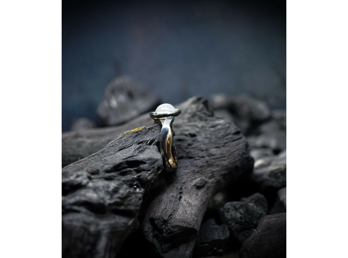 HéphaÏstos Stones Collection