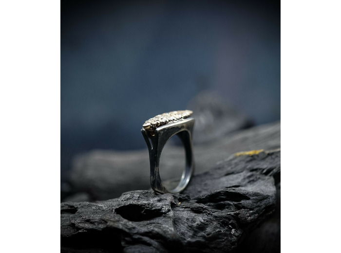 Héphaïstos Stones Collection