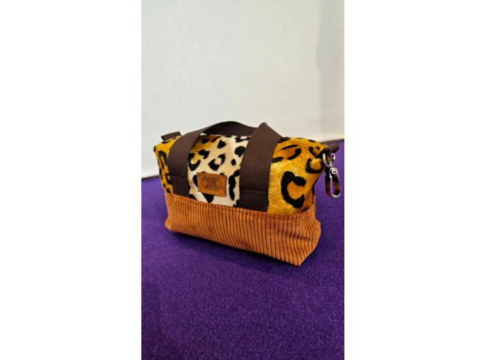 Mini sac maxi trousse