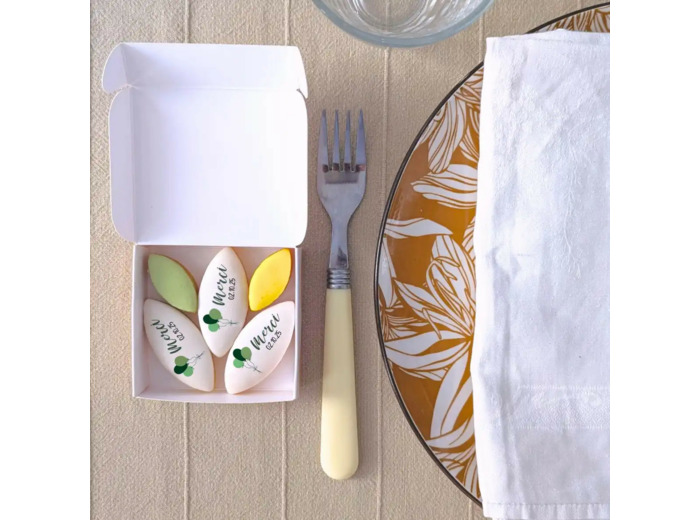 Coffret de calissons personnalisés – Cadeau invité baby shower & gender reveal