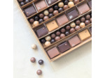 Chocolats Noël Valrhona - Coffret gourmand premium chocolat & croustillants