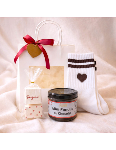 Cadeau couple personnalisé : fondue au chocolat et guimauves