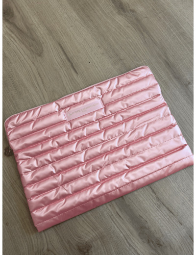 Pochette doudoune IPAD rose